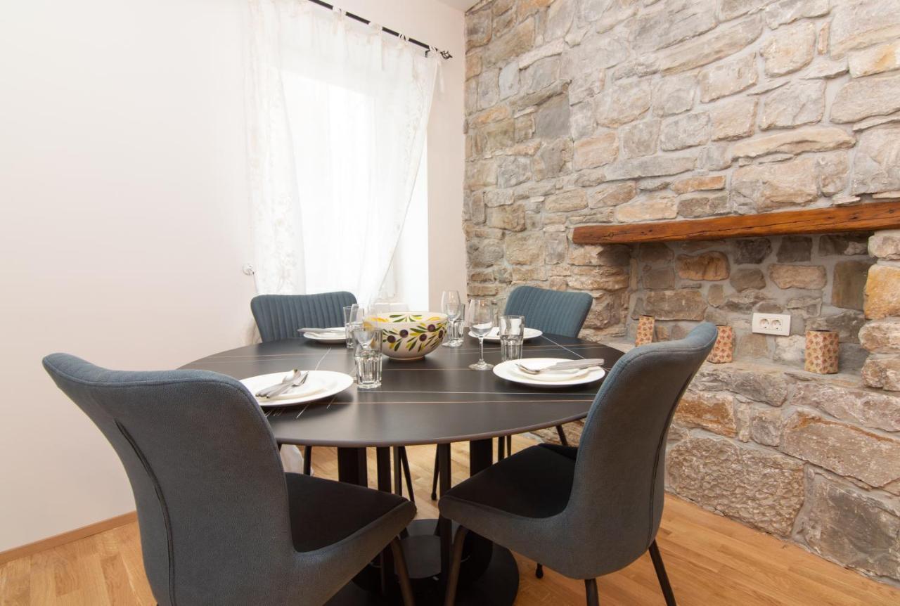 Apartments Elleon Piran By Locap Group Bagian luar foto
