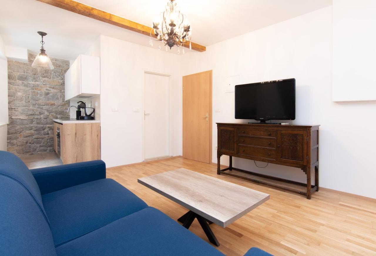 Apartments Elleon Piran By Locap Group Bagian luar foto