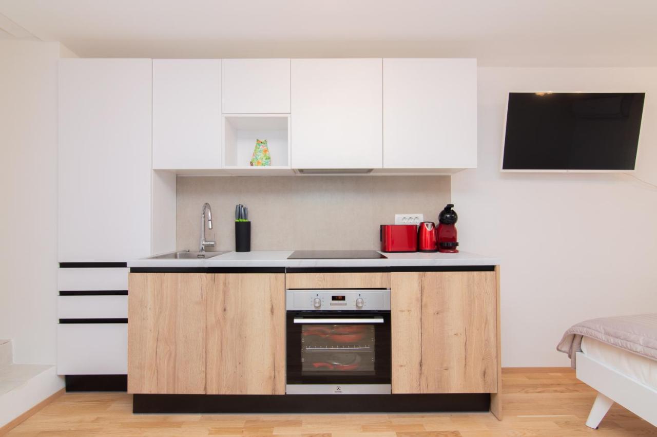 Apartments Elleon Piran By Locap Group Bagian luar foto