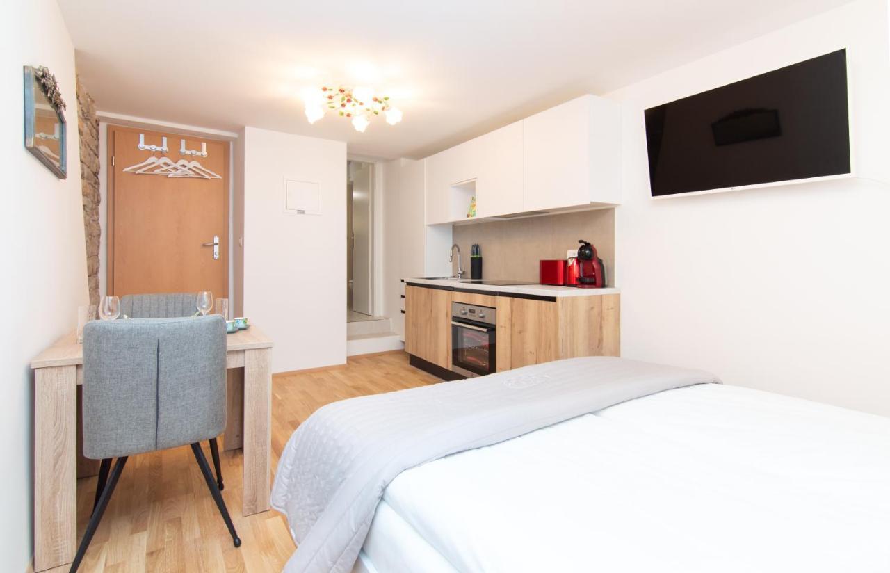 Apartments Elleon Piran By Locap Group Bagian luar foto
