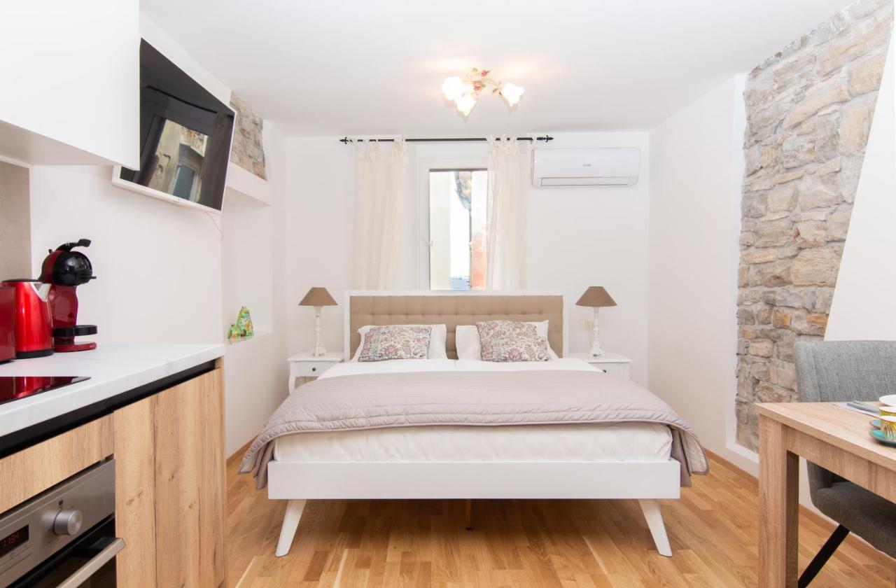 Apartments Elleon Piran By Locap Group Bagian luar foto