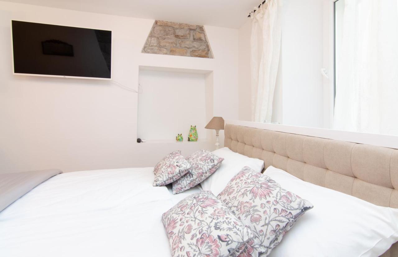 Apartments Elleon Piran By Locap Group Bagian luar foto