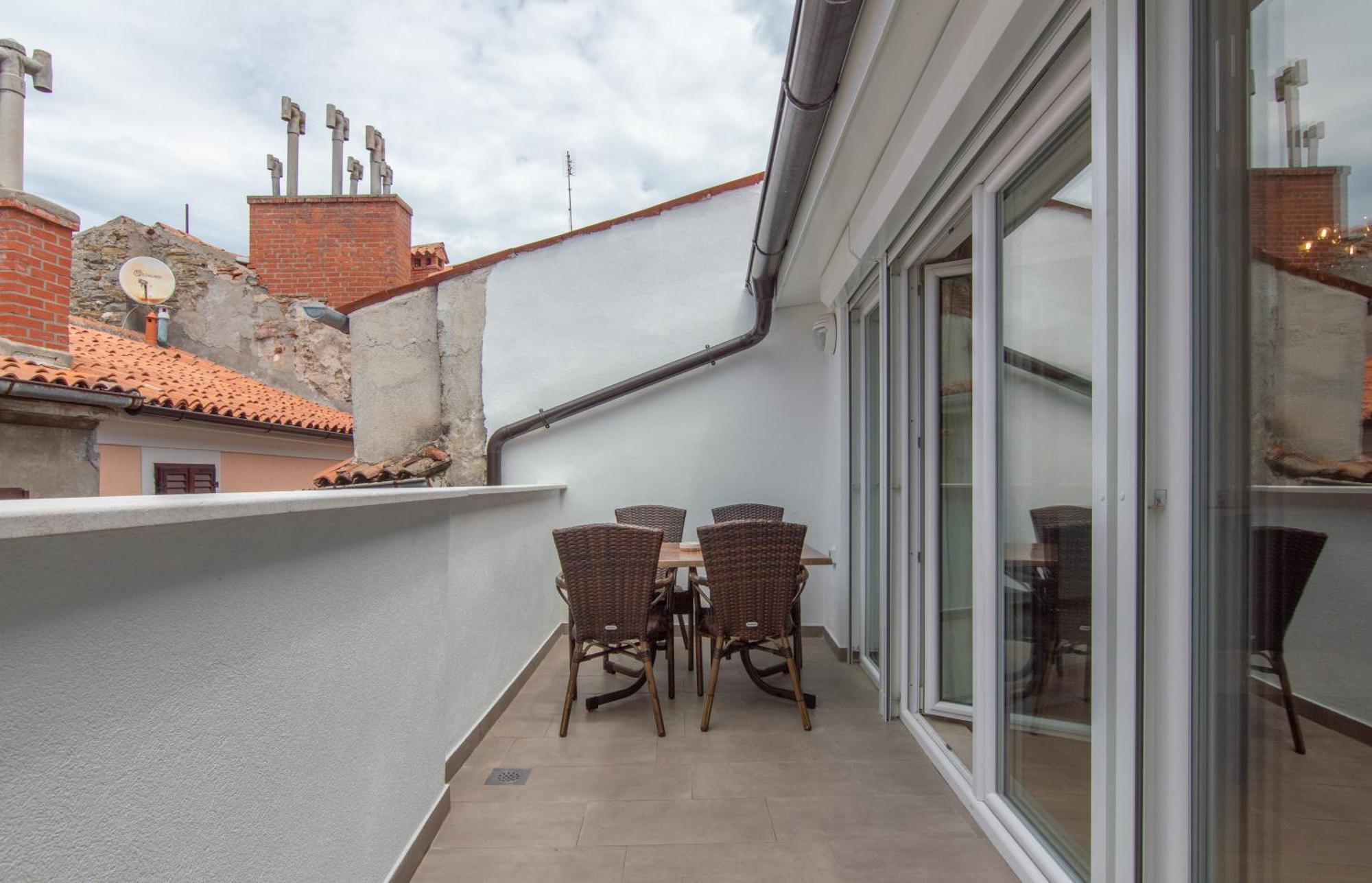 Apartments Elleon Piran By Locap Group Bagian luar foto